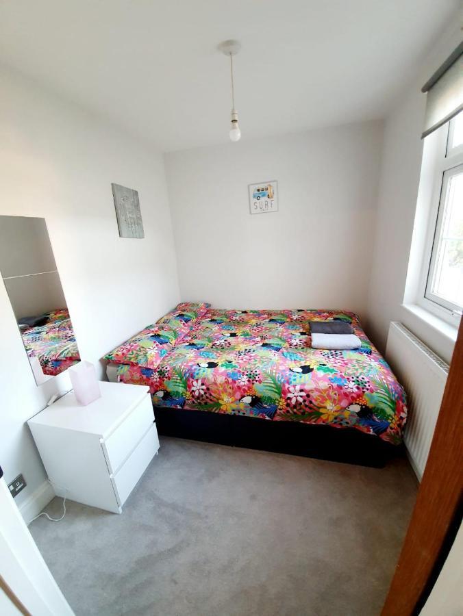 Beautiful 3 Bedroom House At The Sea Front - Amazing Location 桑斯安 外观 照片